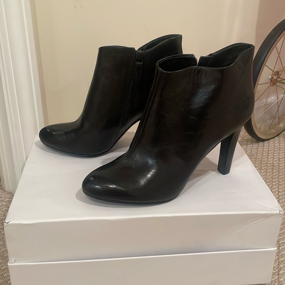 Nine West booties